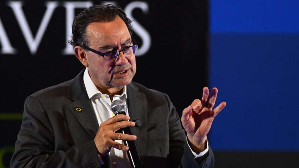 Augusto Cury propõe método de gestão da emoção para reformar escolas brasileiras