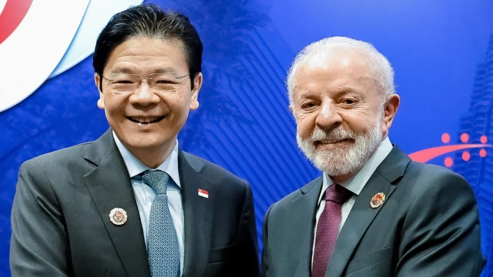 Primeiro-Ministro de Singapura ao lado de Lula.