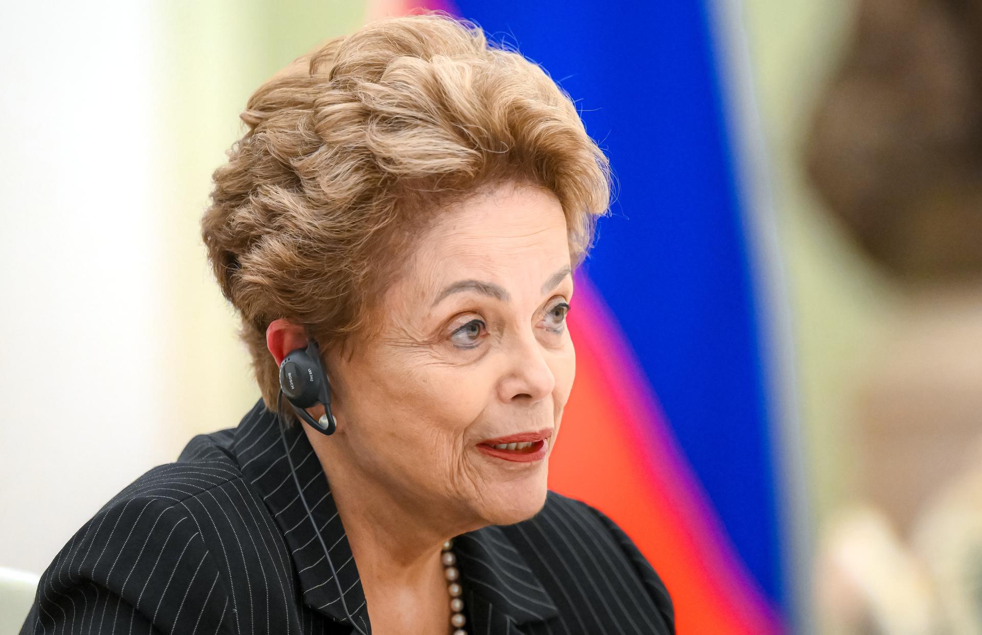 Dilma diz que Banco dos Brics achou “caminho” para retomar transações com a Rússia: “Corrigindo injustiça”