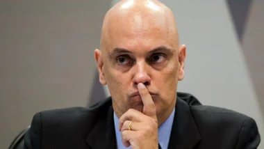 Alexandre de Moraes poderá ser investigado após sessão no STF.