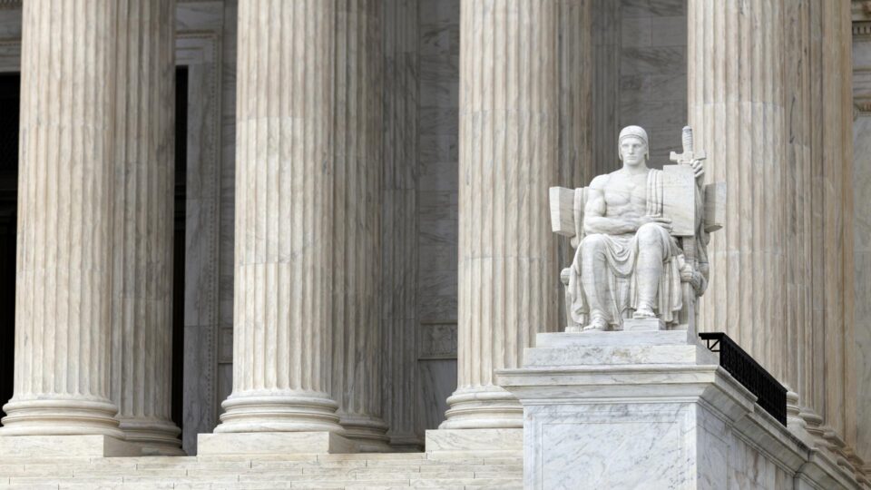 Como grandes democracias controlam suas Supremas Cortes - Foto
