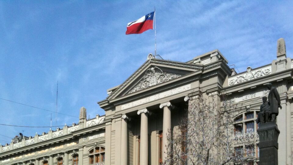 No Chile, três ministros do Supremo foram afastados em um ano e sociedade cobra reforma judicial