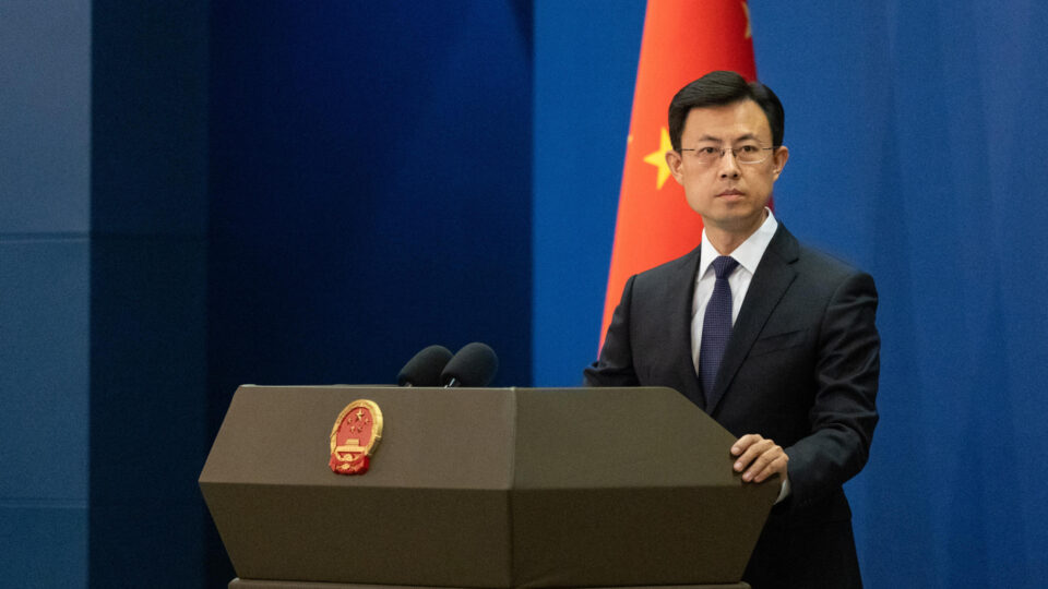 China e Rússia pedem “desmilitarização” após EUA afirmarem ter armas no espaço