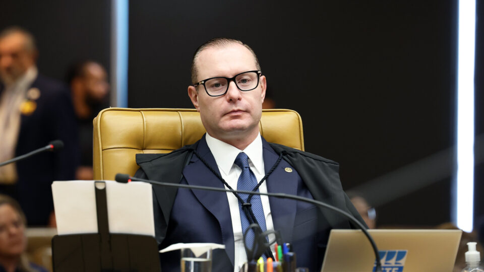Zanin afirma que já recebeu suspeitas contra ministro e arquivou caso a pedido da PGR