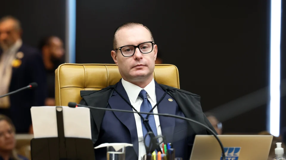Ministro acompanhou Gilmar e Dino em posicionamento contra acumulação de processos em Fachin.