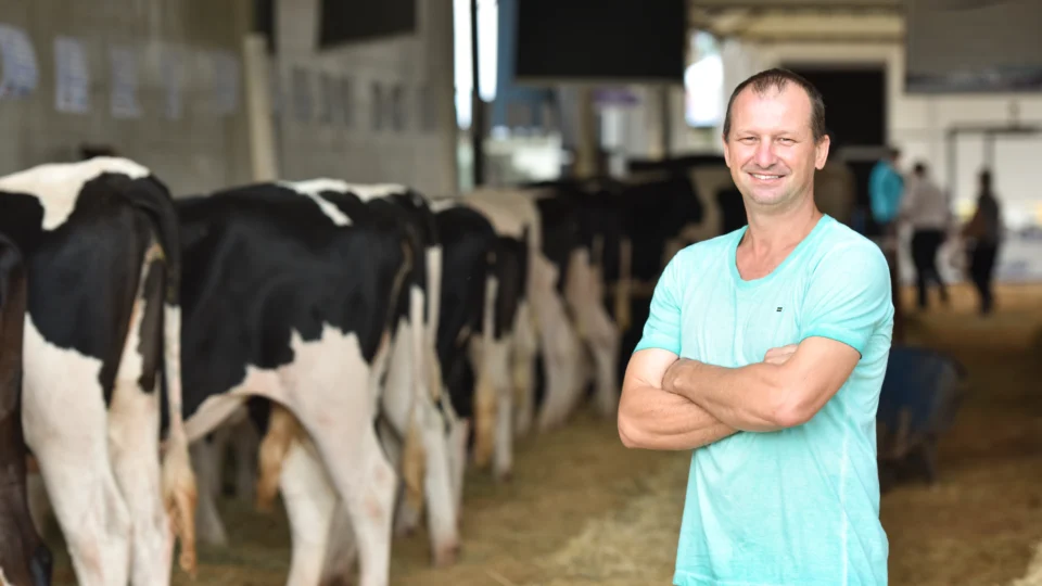 Produtor Gerson Araldi e família preparam a continuidade dos negócios no campo, com apoio da cooperativa