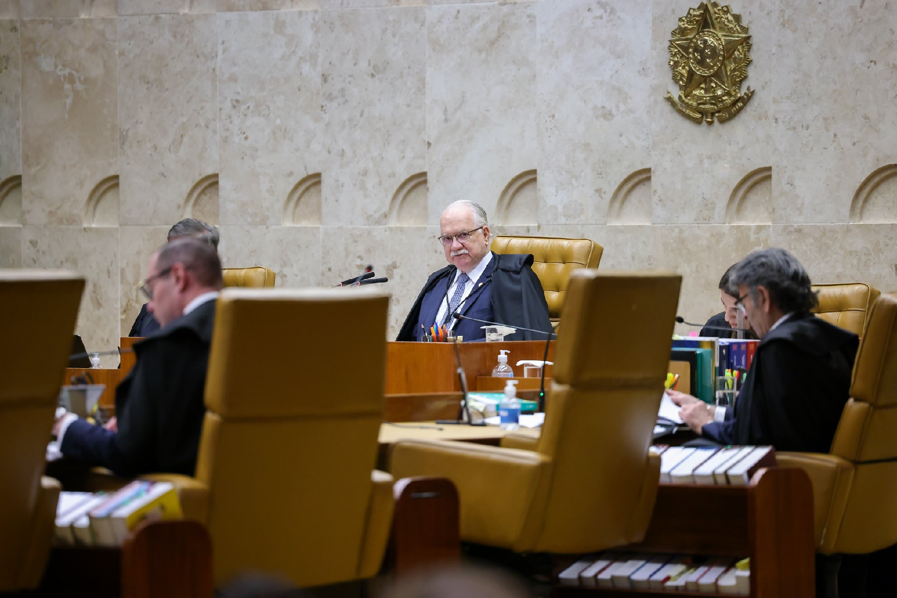 Possível empate entre ministros gera impasse sobre abertura de inquérito contra Moraes