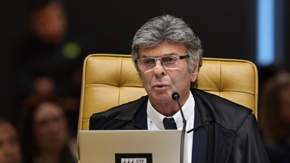 Filho de Fux orientou Vorcaro a enviar e-mail à secretária do pai no STF