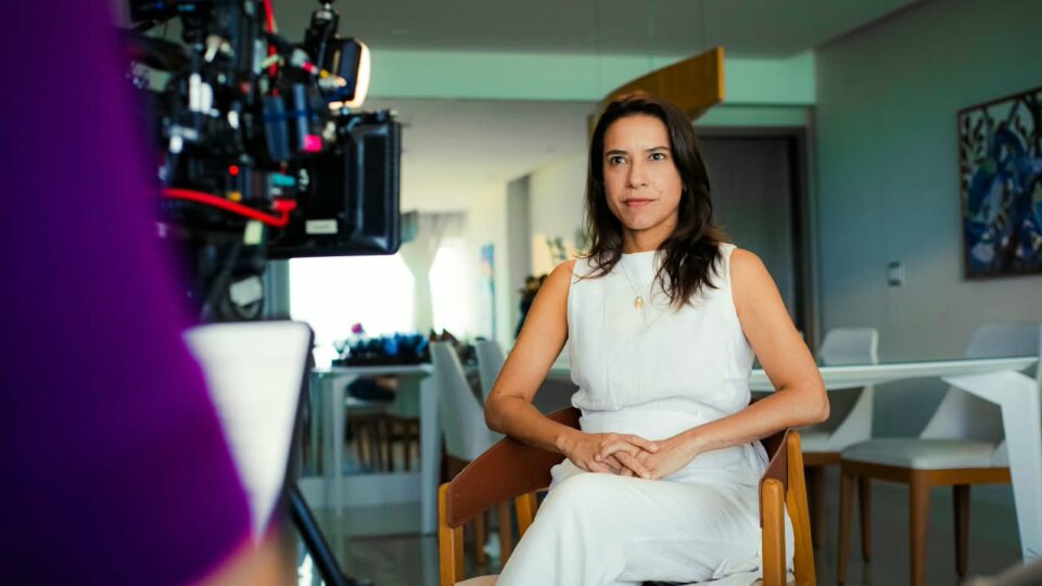 “Raquel sem cortes”: a estratégia da governadora que duela contra novo líder da esquerda