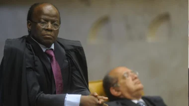 Joaquim Barbosa e Gilmar Mendes, num registro de 2012: discussão técnica virou um bate-boca violento entre os dois ministros