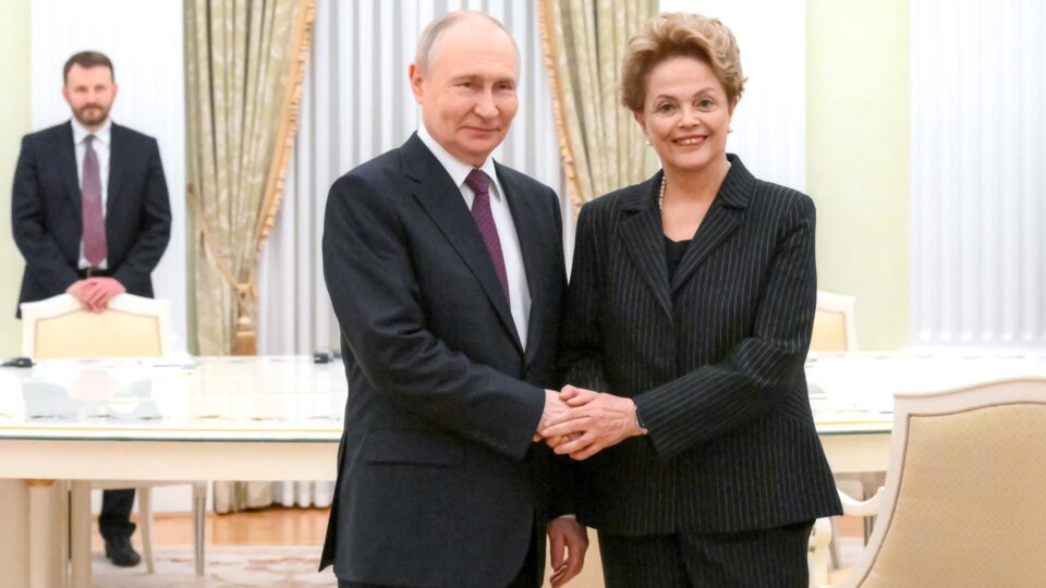 Como Dilma está ajudando a Rússia a contornar sanções do Ocidente