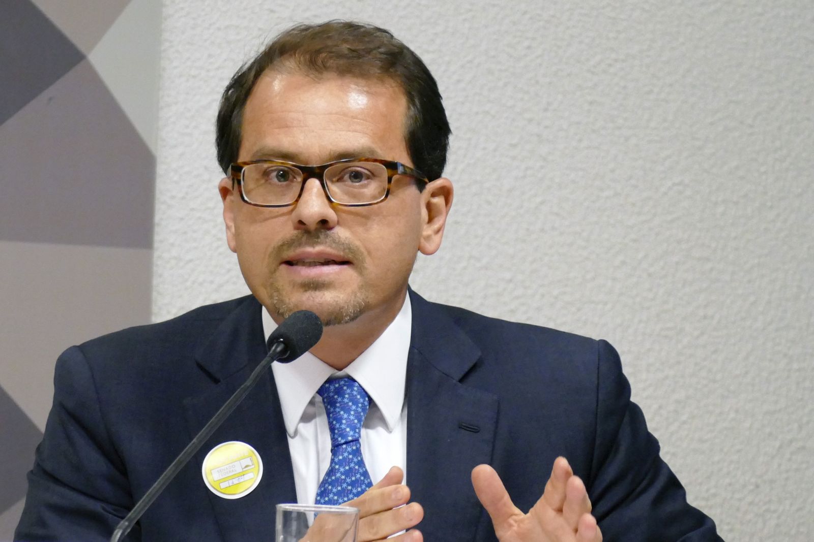 Ministro que suspendeu campanha de Deltan é velho amigo de Moraes e foi indicado por Lula