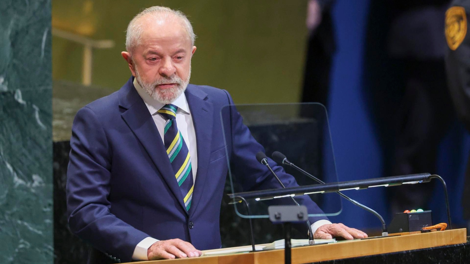 Lula encontra senador e prefeito de Nova York socialistas em viagem aos EUA
