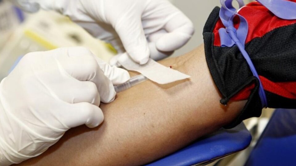 Testemunhas de Jeová agora podem doar componentes do sangue: “Decisão pessoal”