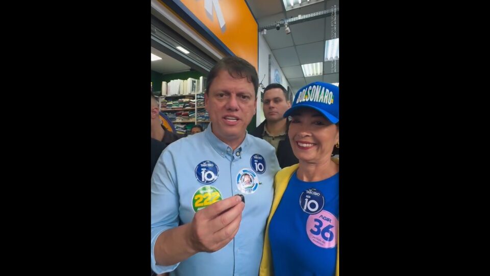 Agir aposta tudo em Renata Bolsonaro e se agarra a Tarcísio após candidatura inválida