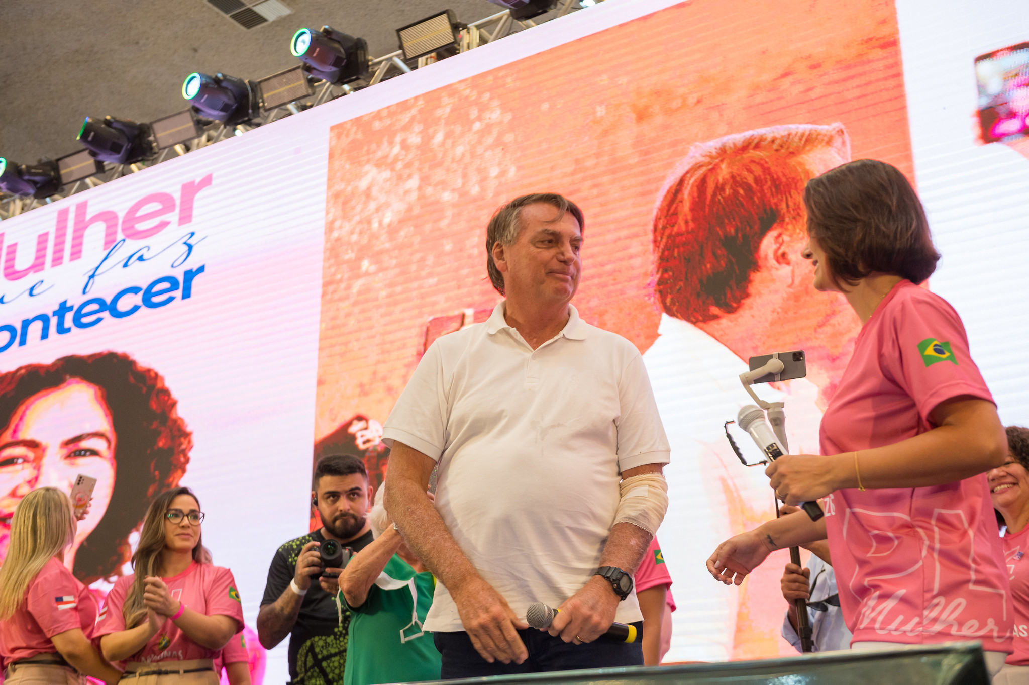 Foto de Bolsonaro pode ser usada em campanha? Entenda a disputa na Justiça Eleitoral