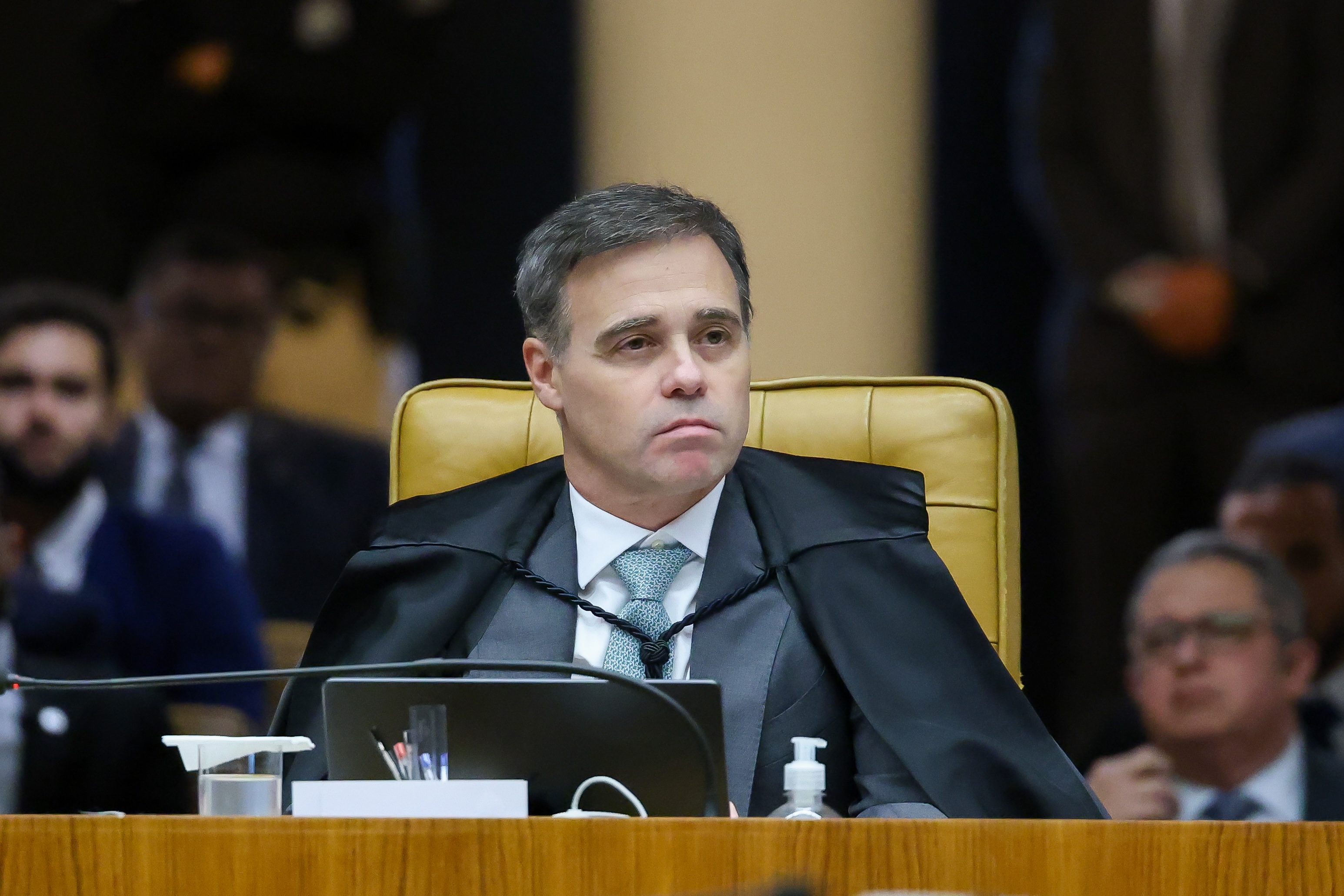 André Mendonça solicita acesso integral aos segredos do inquérito das fake news