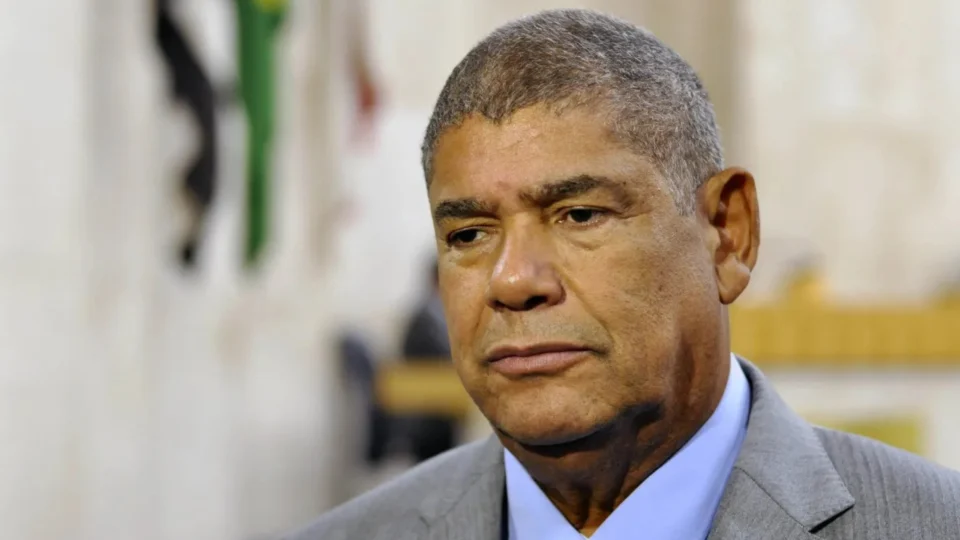 Prisão de Milton Leite pressiona filhos candidatos e abre disputa pelo espaço do cacique na Câmara de São Paulo.