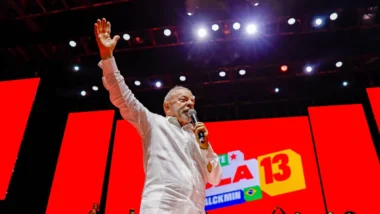 Lula defende maioria no Senado e cobra apoio da esquerda a aliados no Rio