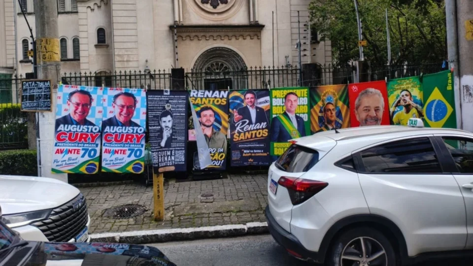 Data-Toalha, venda de toalhas de candidatos