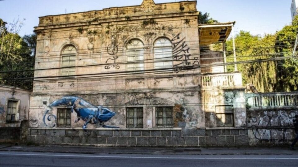 Por que o casarão de três governadores segue em ruínas mesmo valendo R$ 107 milhões