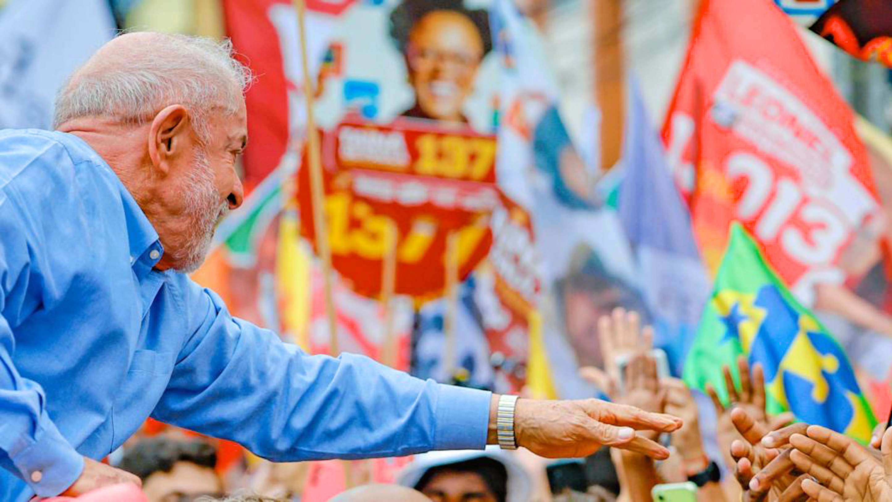 Lula em evento público em São Gonçalo (RJ): candidato quer usar bets para atrair mais eleitores