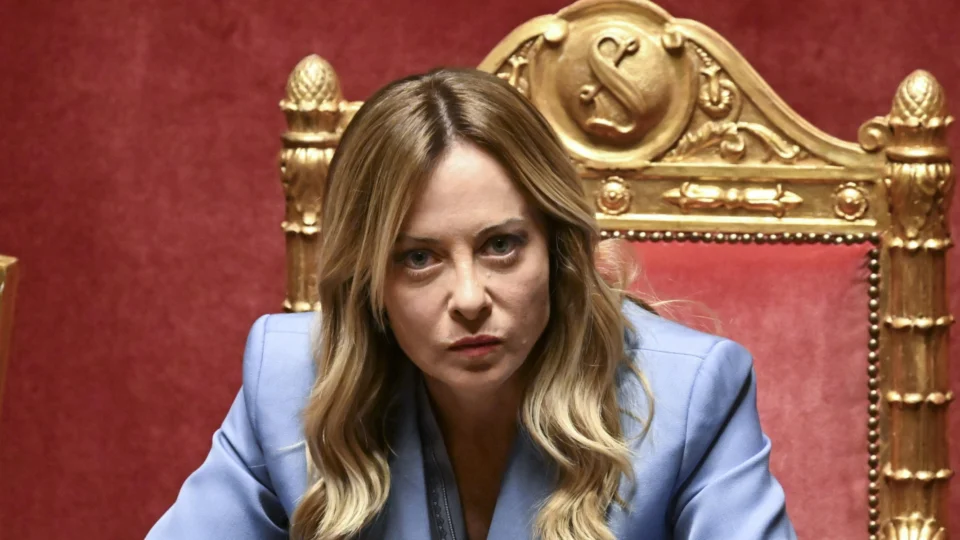 itália burca escola