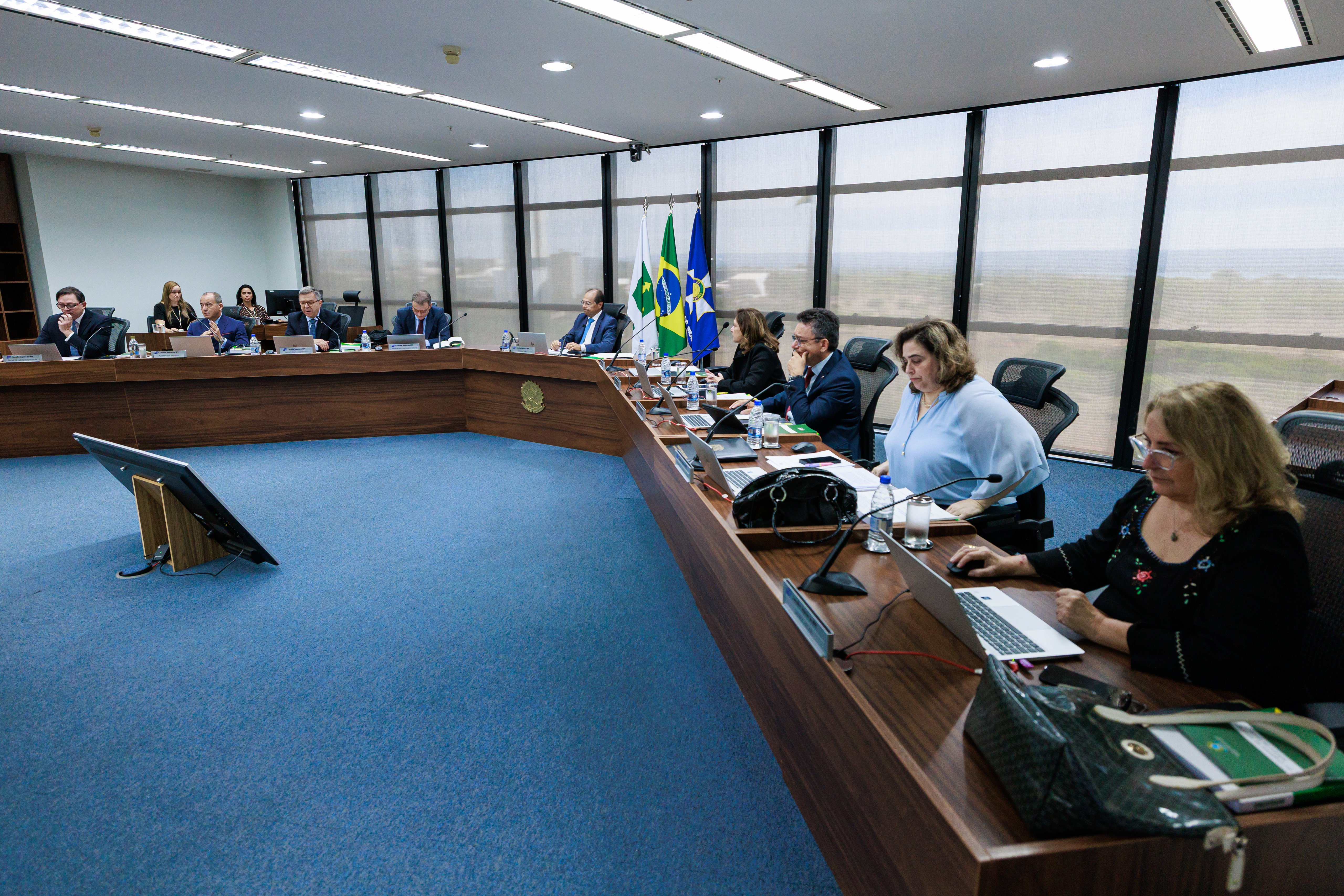 Em sessão extraordinária, quatro conselheiros do MPF destacaram pontos a esclarecer na atuação de Gonet no Master.