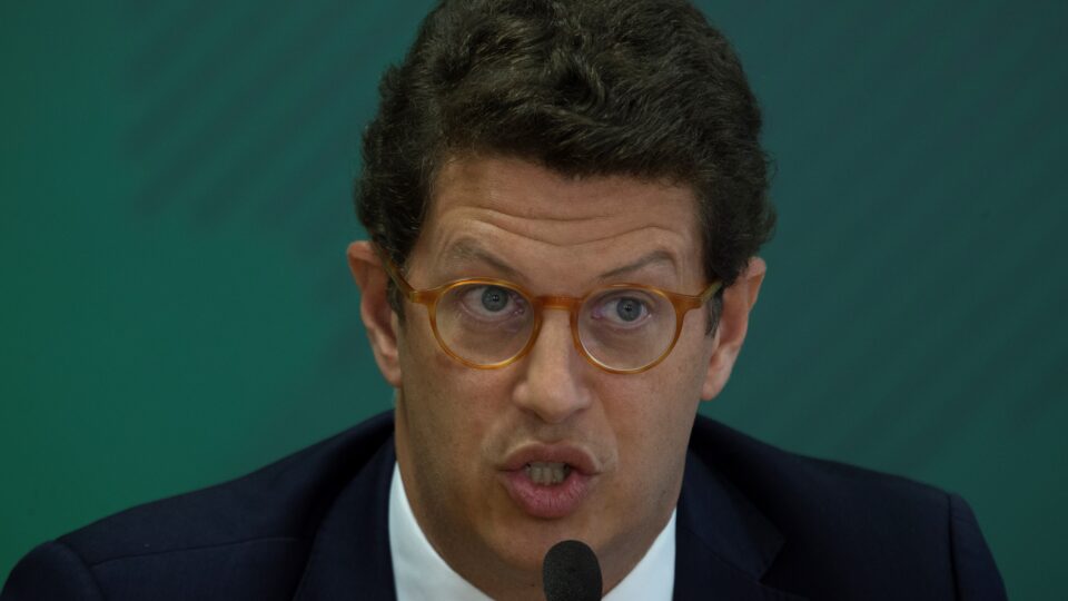 Desistência de Salles ao Senado repercute entre aliados e opositores