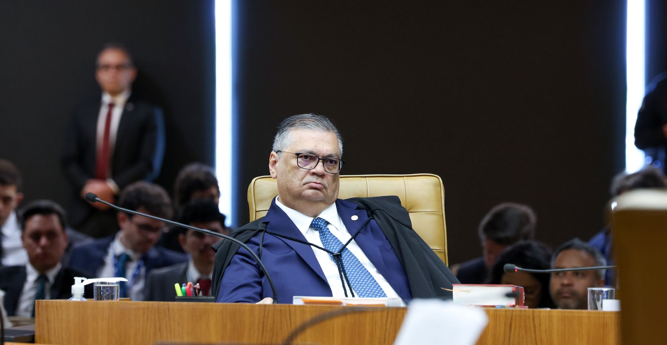 Decisão de Dino tenta manter crise envolvendo Nossa Senhora Aparecida em debate perto da eleição