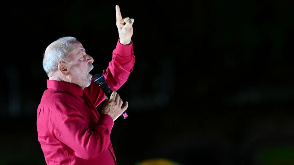 “Enquanto for presidente, ninguém vai avacalhar com Nossa Senhora”, diz Lula
