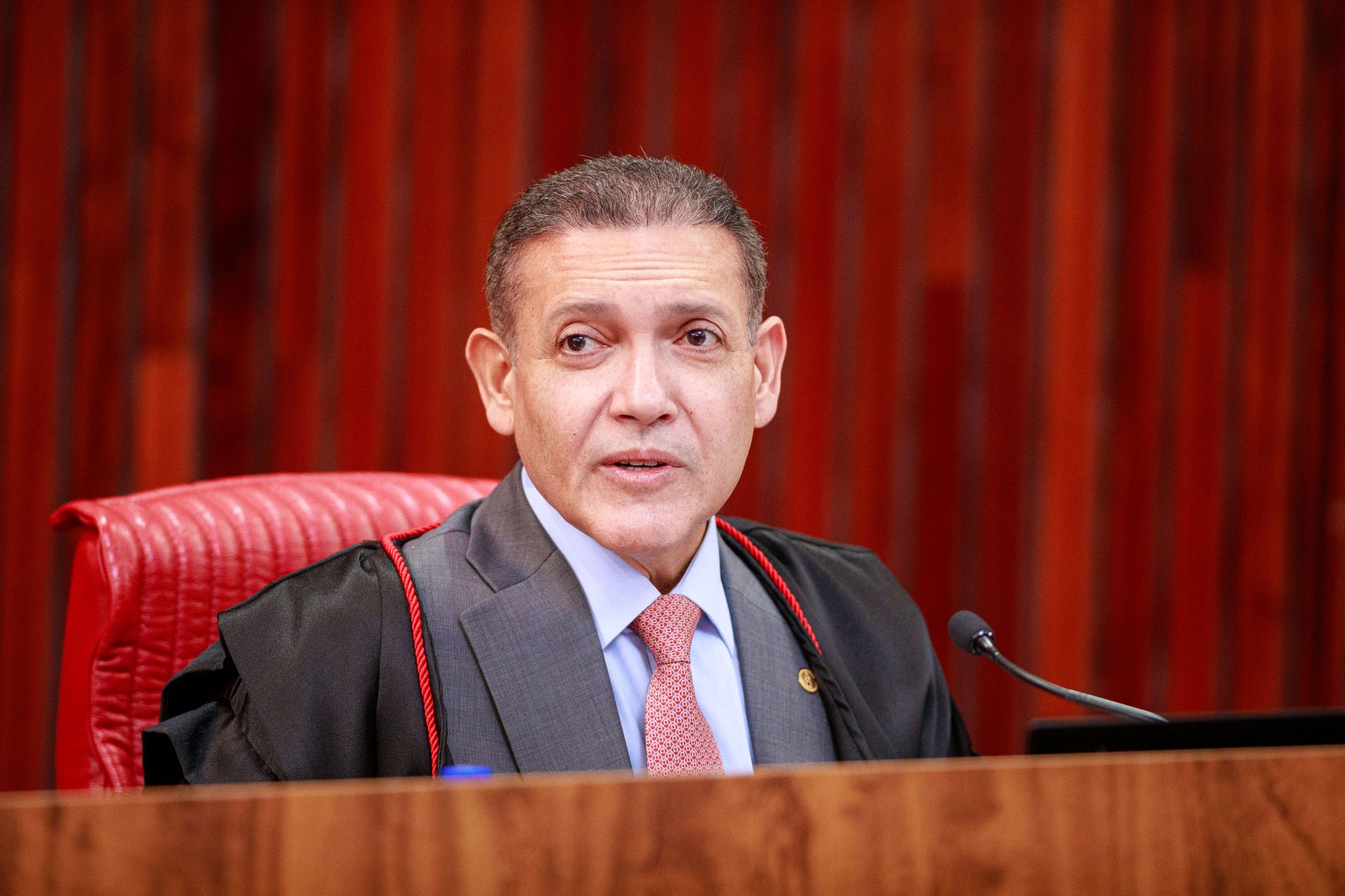 Nunes Marques marca para quarta (30) julgamento sobre caso Nossa Senhora Aparecida no TSE