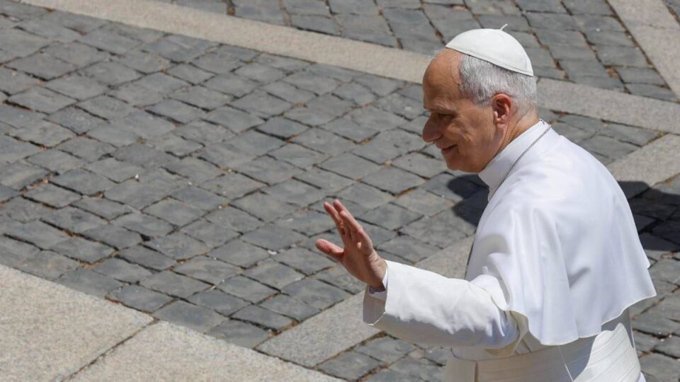 Papa Leão XIV define renascimento como marca central de sua visita à França