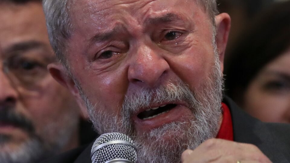 Lula perde favoritismo e chega à reta final sob pressão em disputa acirrada