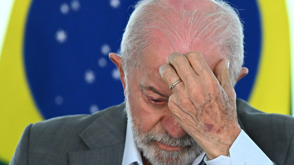 Lula lamenta que diplomados se inclinem a votar na direita: “O que esse cara aprendeu de política?”