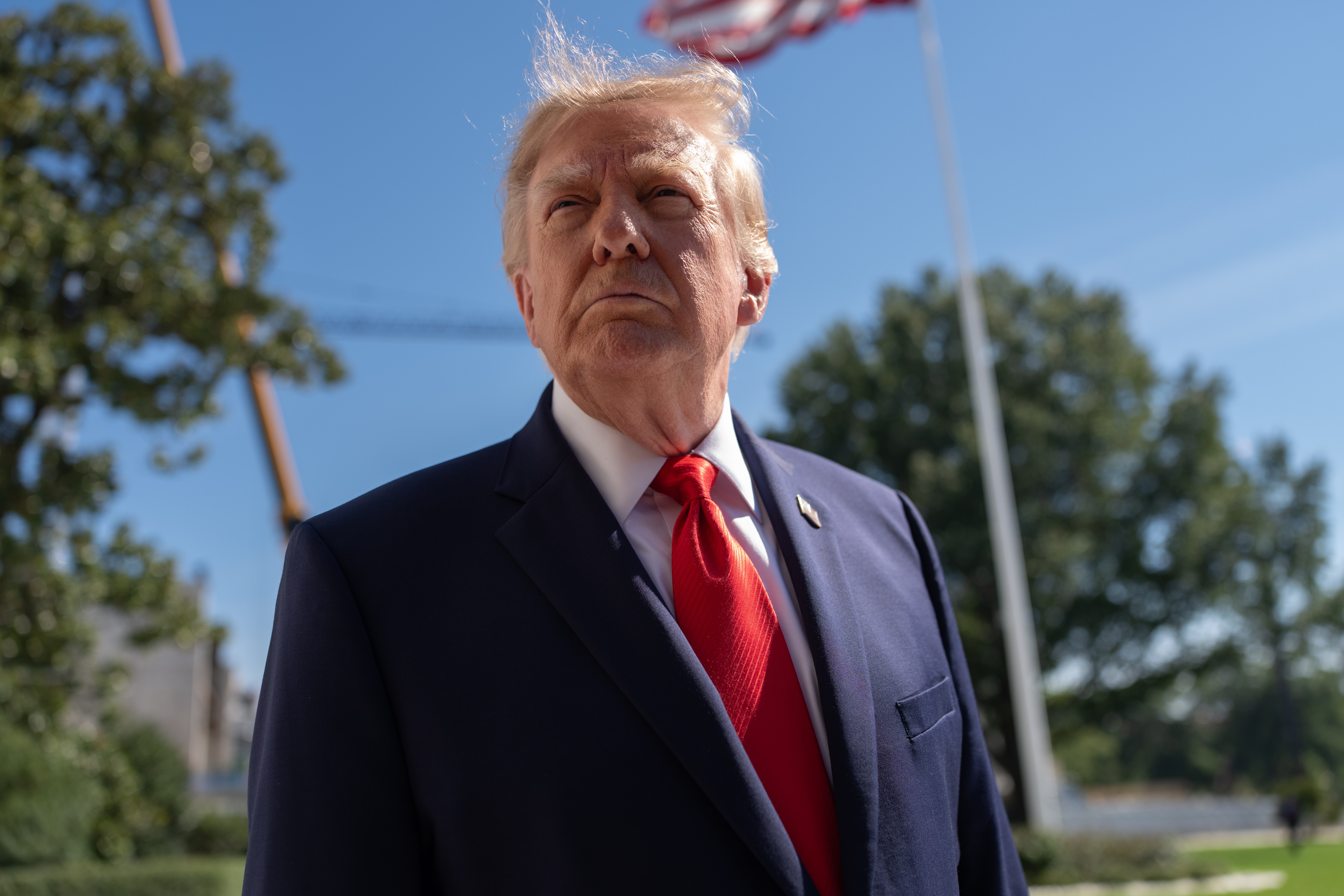 Governo pede investigação de financiamento do governo Trump a opositores do STF