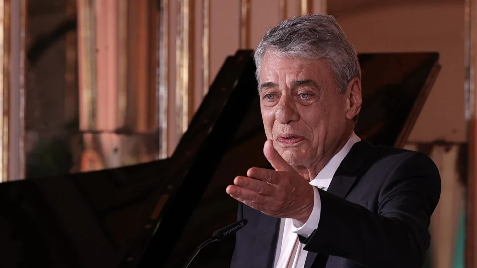 trump interferência eleição brasil artistas