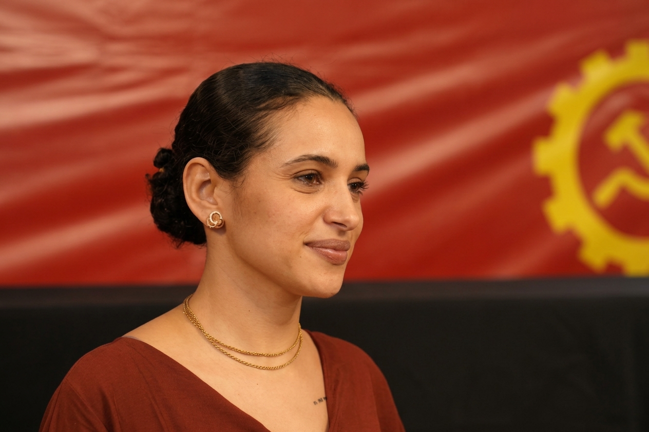 Debate na USP acaba em bate-boca após candidata do PCO defender mulher trans em presídio masculino