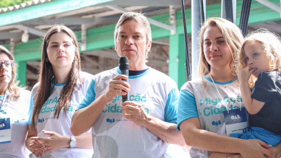 Presidente da OAB-PR critica extremos e cobra reação à crise no STF
