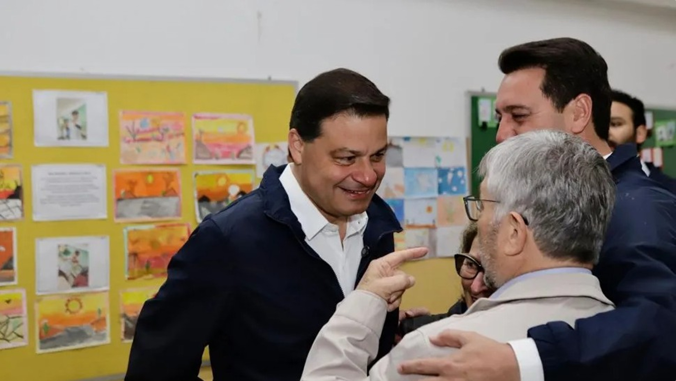 Sandro Alex vota em Ponta Grossa, no Paraná.