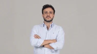 Renan Santos diz que Flávio deve vencer e não declara apoio a nenhum candidato.