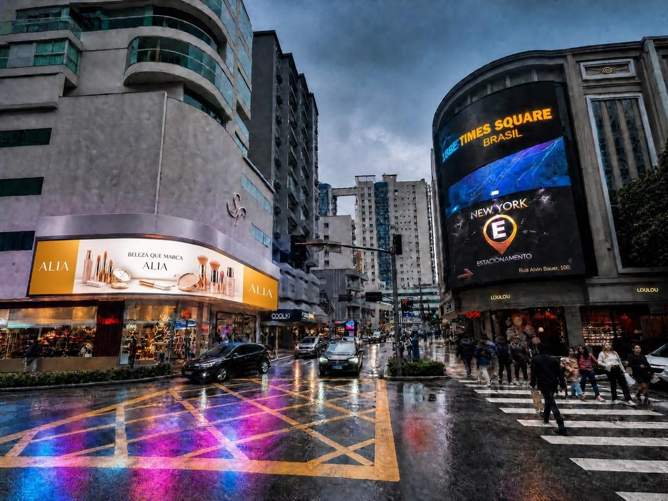 Times Square de Balneário Camboriú terá novo painel de LED com investimento de R$ 500 mil