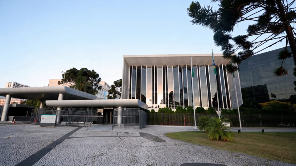 Veja quem são os 54 deputados estaduais eleitos no Paraná