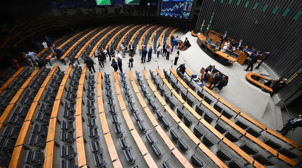 Novo elegeu 13 parlamentares para o Congresso e terá 15 representantes nas Assembleias Legislativas.