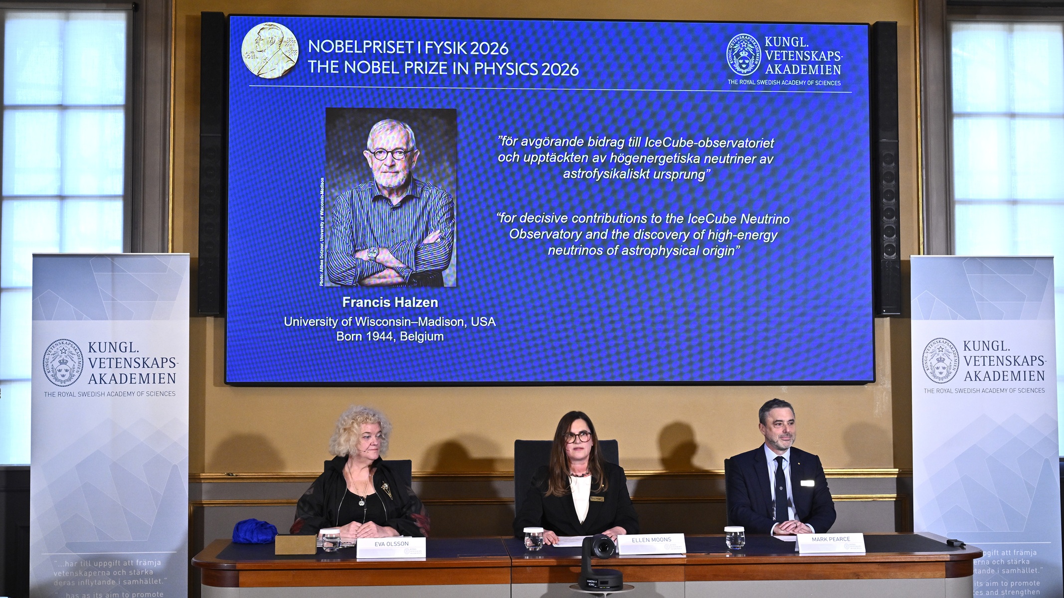 Pesquisador belga-americano ganha Nobel de Física por trabalho com partículas cósmicas