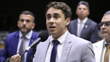 Nikolas Ferreira bancada