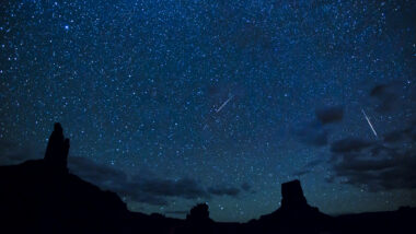 Chuvas de meteoros podem produzir riscos luminosos no céu; em outubro, será a vez das Orionídeas, formadas por partículas deixadas pelo cometa Halley.