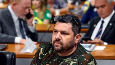 Moraes arquiva processo contra Oswaldo Eustáquio e Allan dos Santos por falta de provas