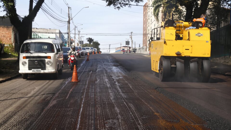 Alta no preço do asfalto encarece obras públicas no Paraná