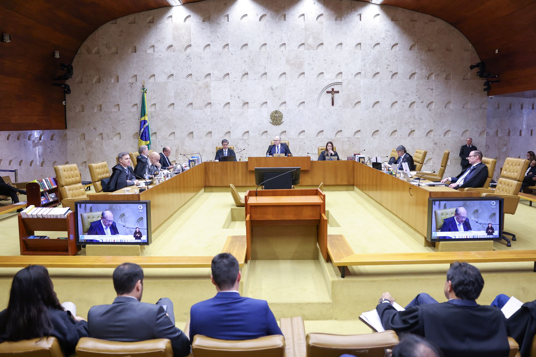 STF decide a favor de empresas e impõe derrota de R$ 16,5 bilhões ao governo